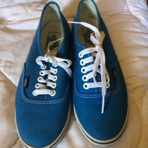 Vans 8 like new
